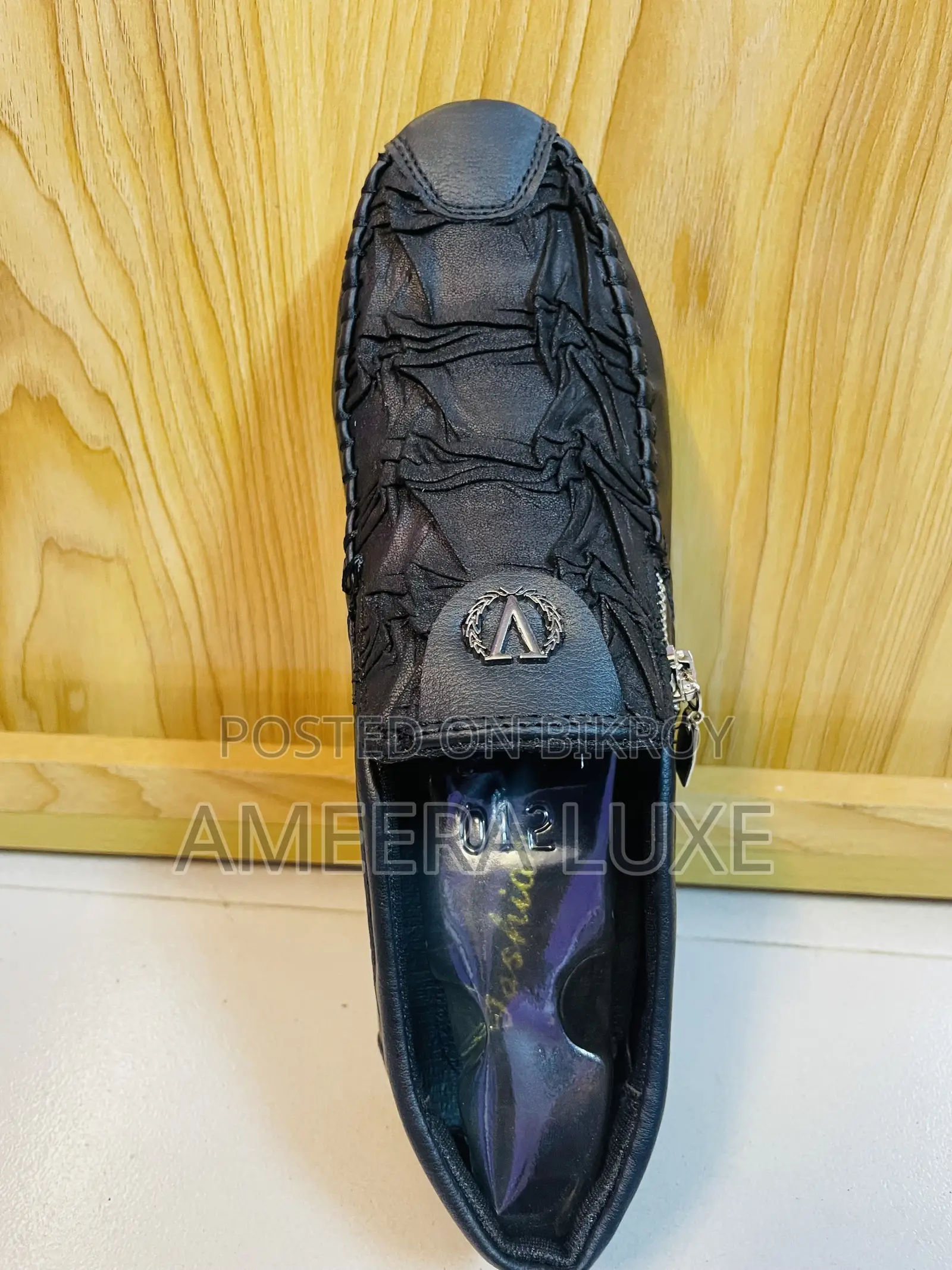 Exclusive Chinese Leather Shoes
