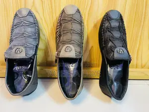 Exclusive Chinese Leather Shoes