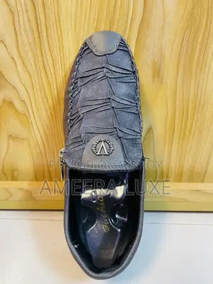 Exclusive Chinese Leather Shoes