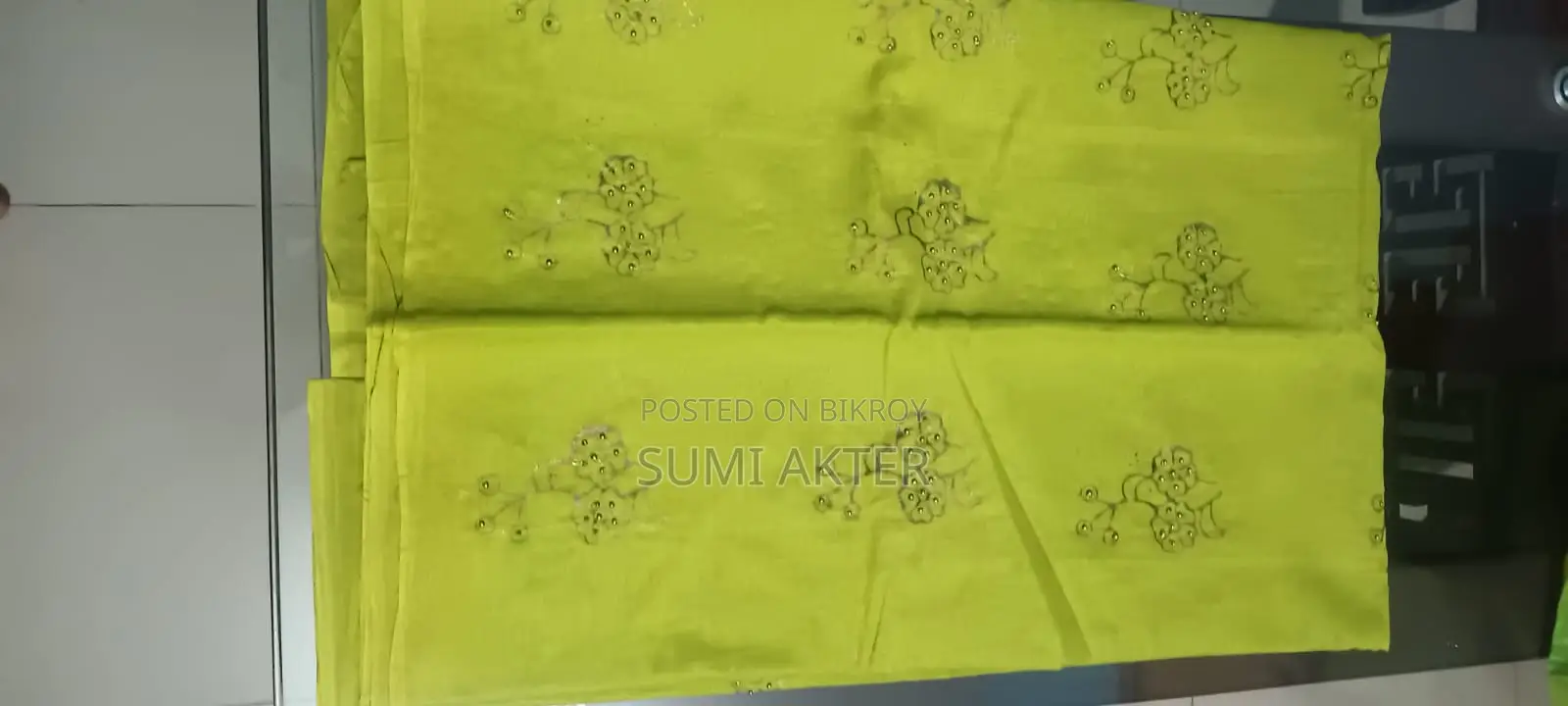 ব্লক গ্রিন শাড়ি