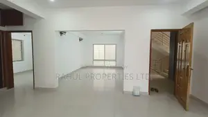 3 Bedroom Apartment in Basundhara for sale