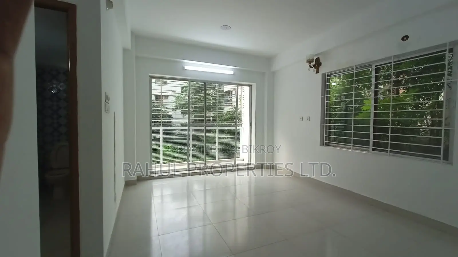 3 Bedroom Apartment in Basundhara for sale