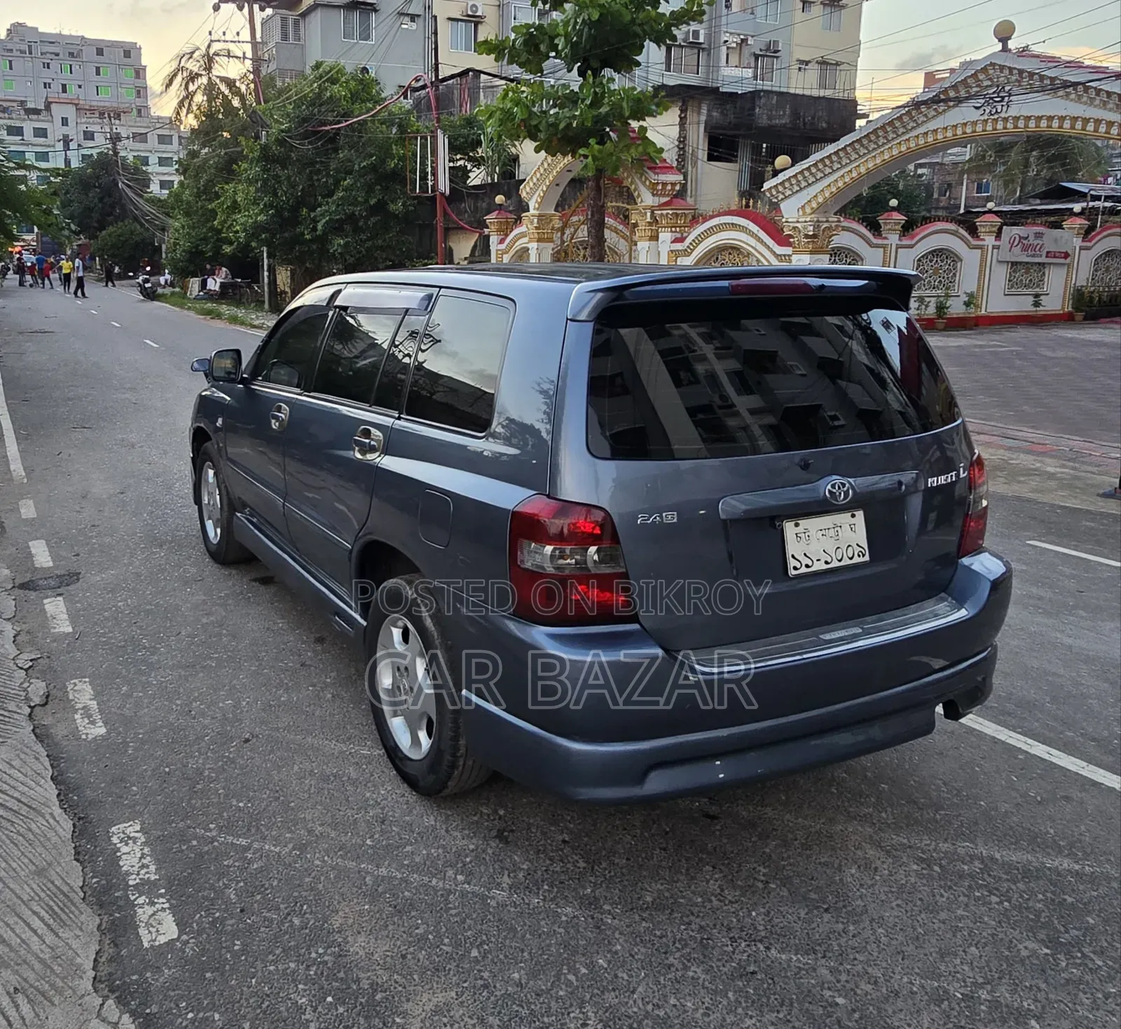 Toyota Kluger 2005 Gray