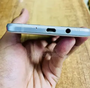 স্যামসাং গ্যালাক্সি জে৭ ১৬ জিবি সাদা