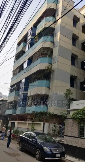 নন্দন ভিলা, বসুন্ধরায় আসবাবপত্রসহ ৪ বেডরুমের অ্যাপার্টমেন্ট ভাড়ায়