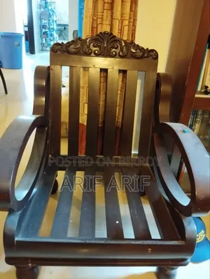 সেগুন কাঠের সোফা সেট ৫ সিট ৩টি টি টেবিল সহ