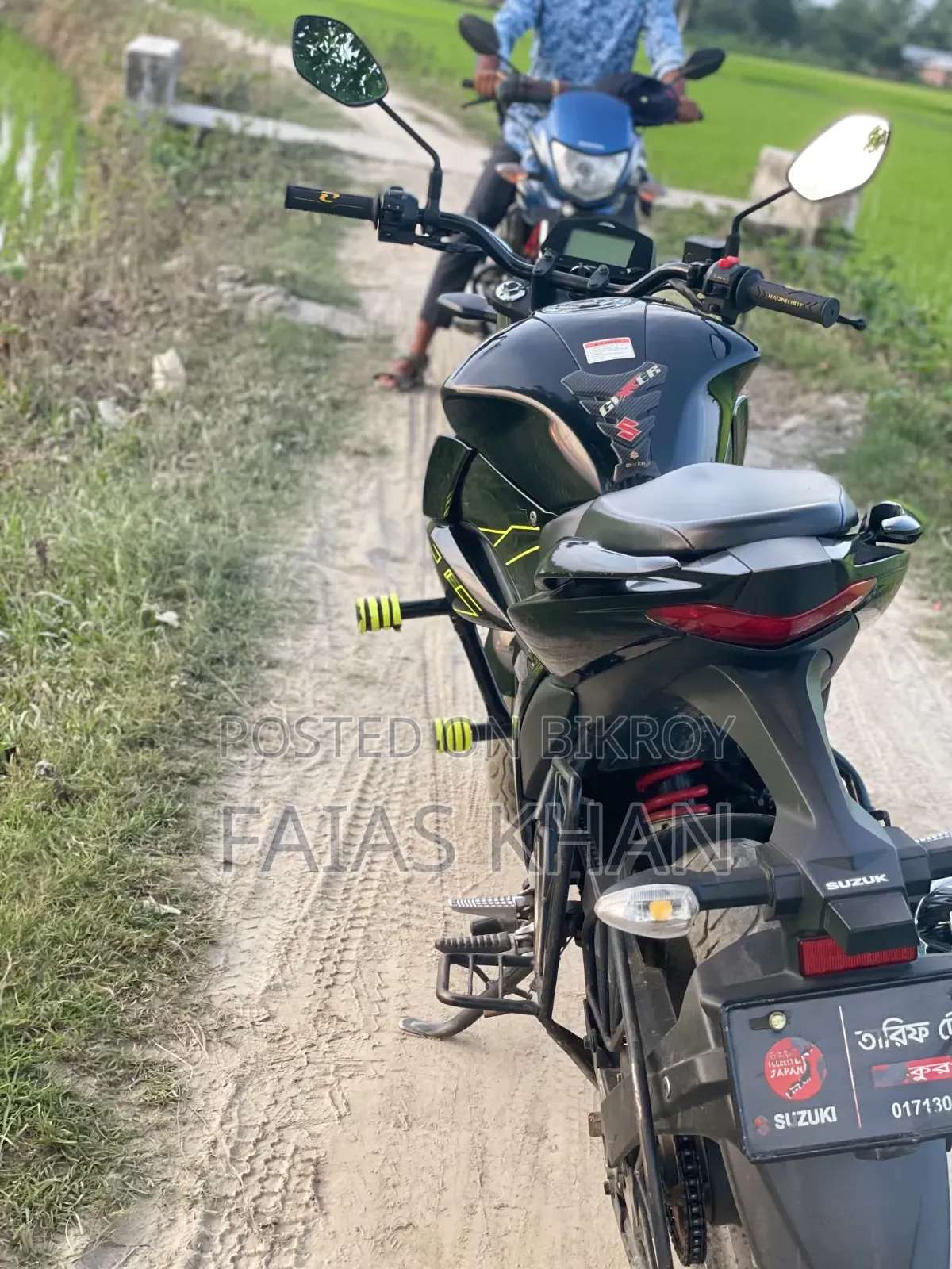 সুজুকি জিক্সার ২০২৫ ব্ল্যাক