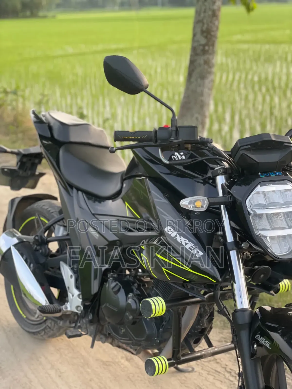 সুজুকি জিক্সার ২০২৫ ব্ল্যাক