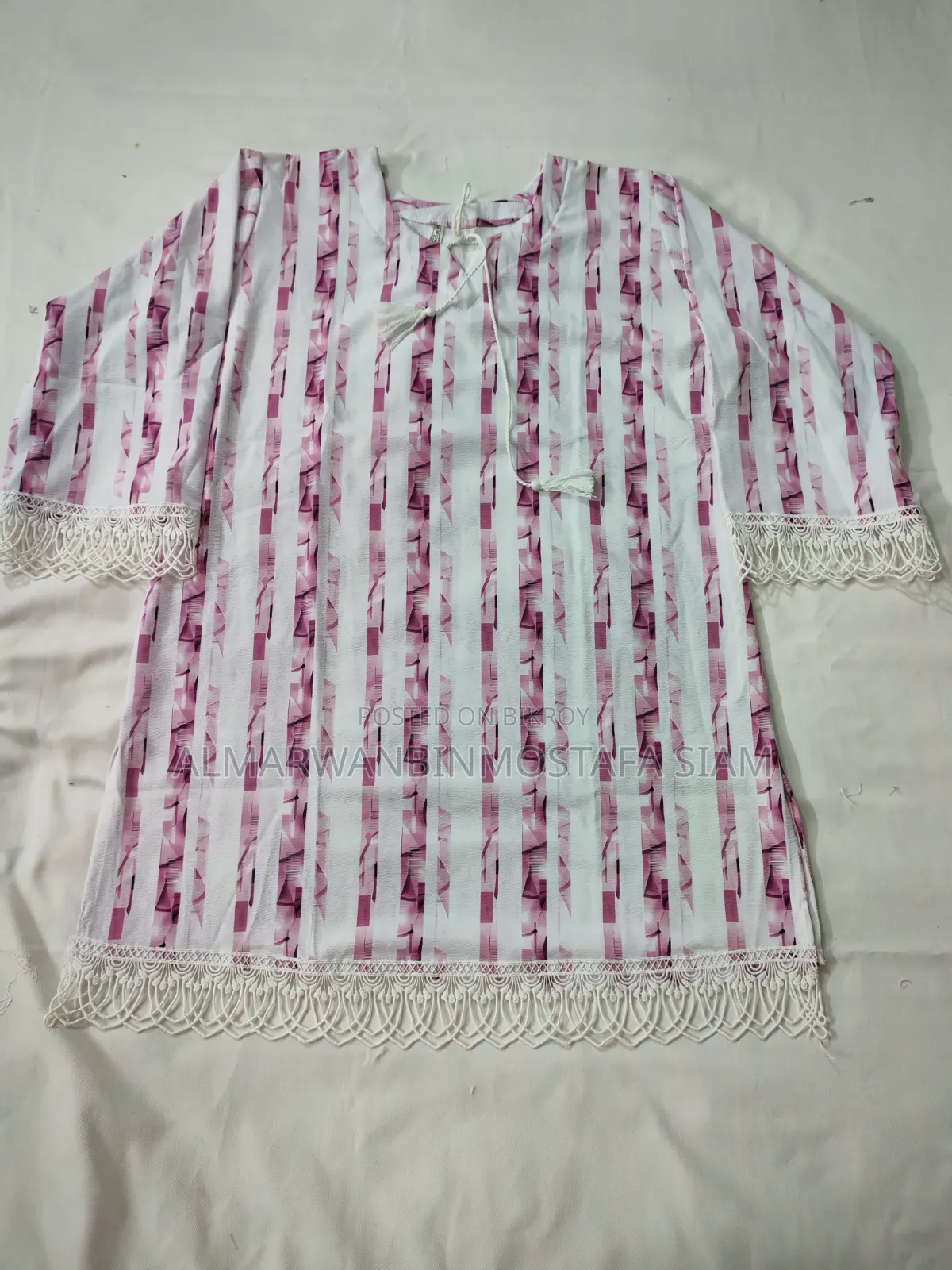 Ladies Kurti/Tops - With Lace Work
