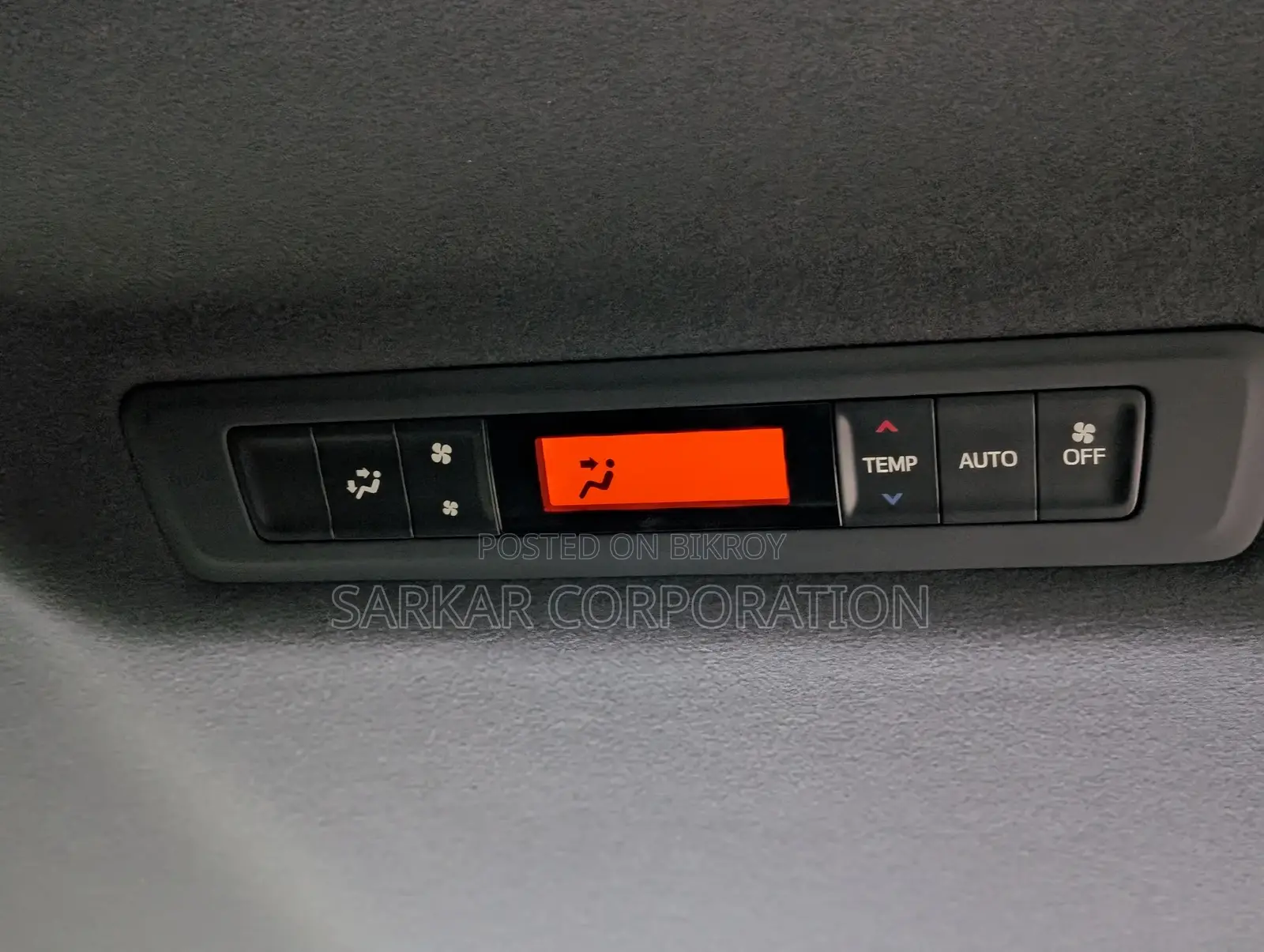 Toyota Esquire 1.8 FWD Hybrid (7 seater) 2020 Blue