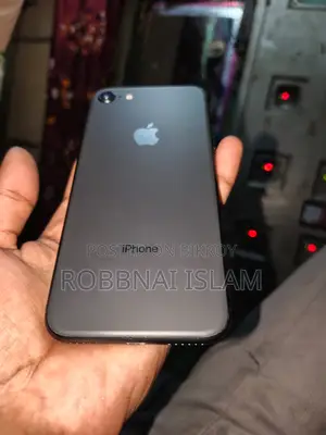 অ্যাপল আইফোন ৮ ৬৪ জিবি কালো