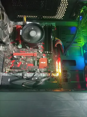 Desktop Computer 4GB AMD Ryzen 3 SSD 128GB