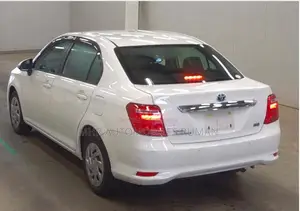টয়োটা এক্সিও ২০২১ হোয়াইট