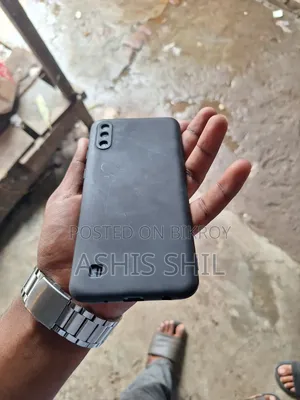 স্যামসাং গ্যালাক্সি এম ১০ ৩২ জিবি ব্ল্যাক