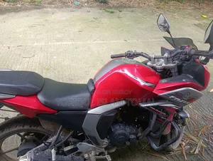 Yamaha Fazer FI V2 2021 Red