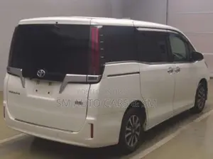টয়োটা এসকায়ার ২০২১ পার্ল