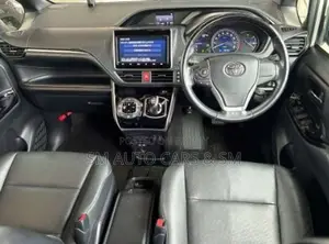 টয়োটা এসকায়ার ২০২১ পার্ল