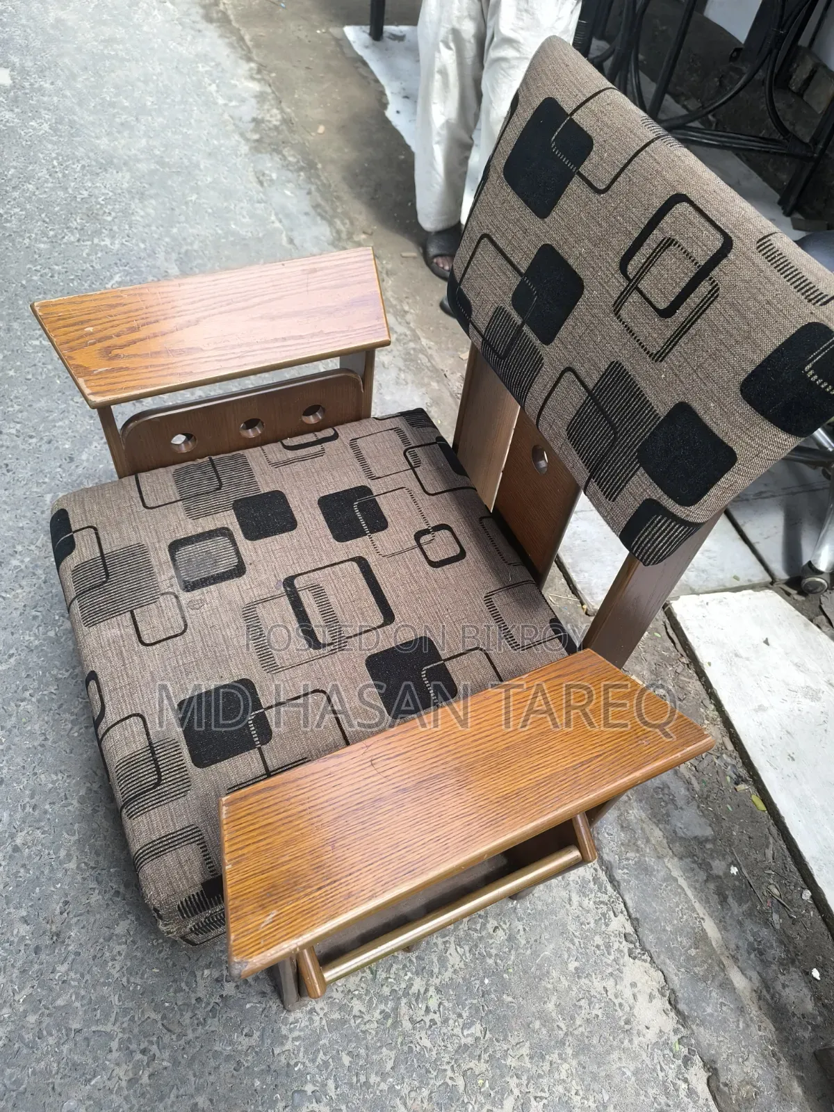 Single Sofa