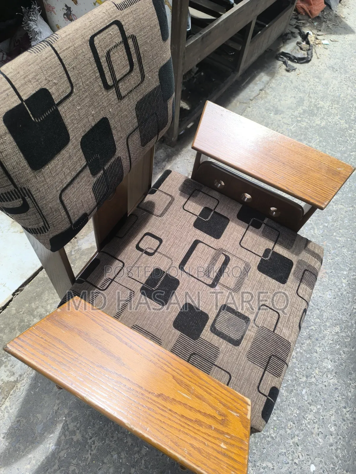 Single Sofa