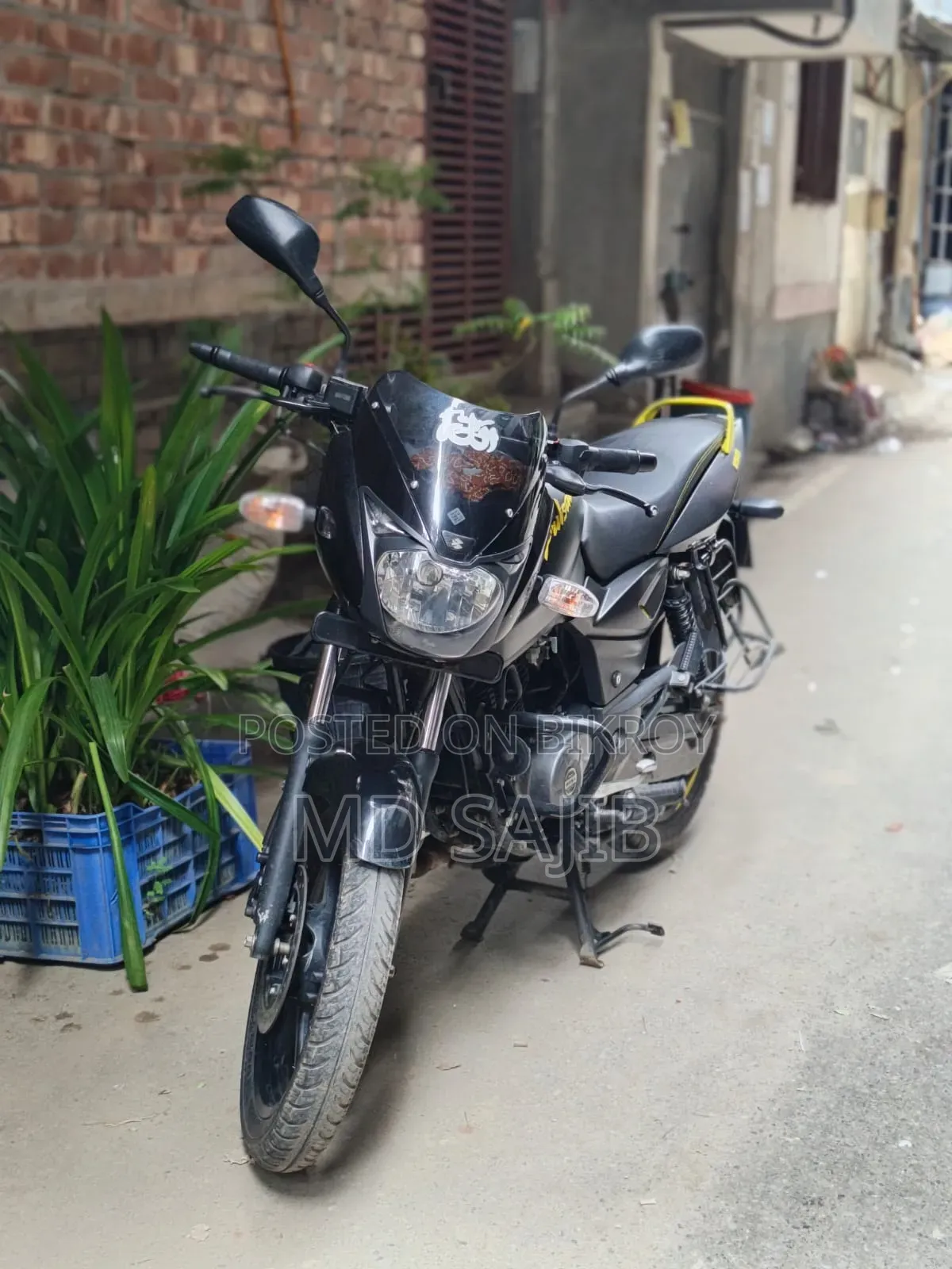 বাজাজ পালসার ১৫০ ২০২০ গ্রে