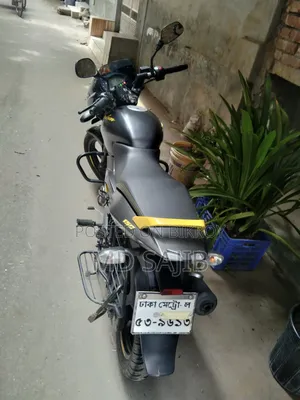 বাজাজ পালসার ১৫০ ২০২০ গ্রে