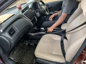 Honda Grace 2020 Red