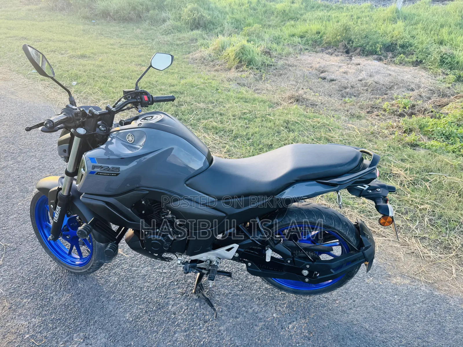 Yamaha FZS V3 2025 Gray