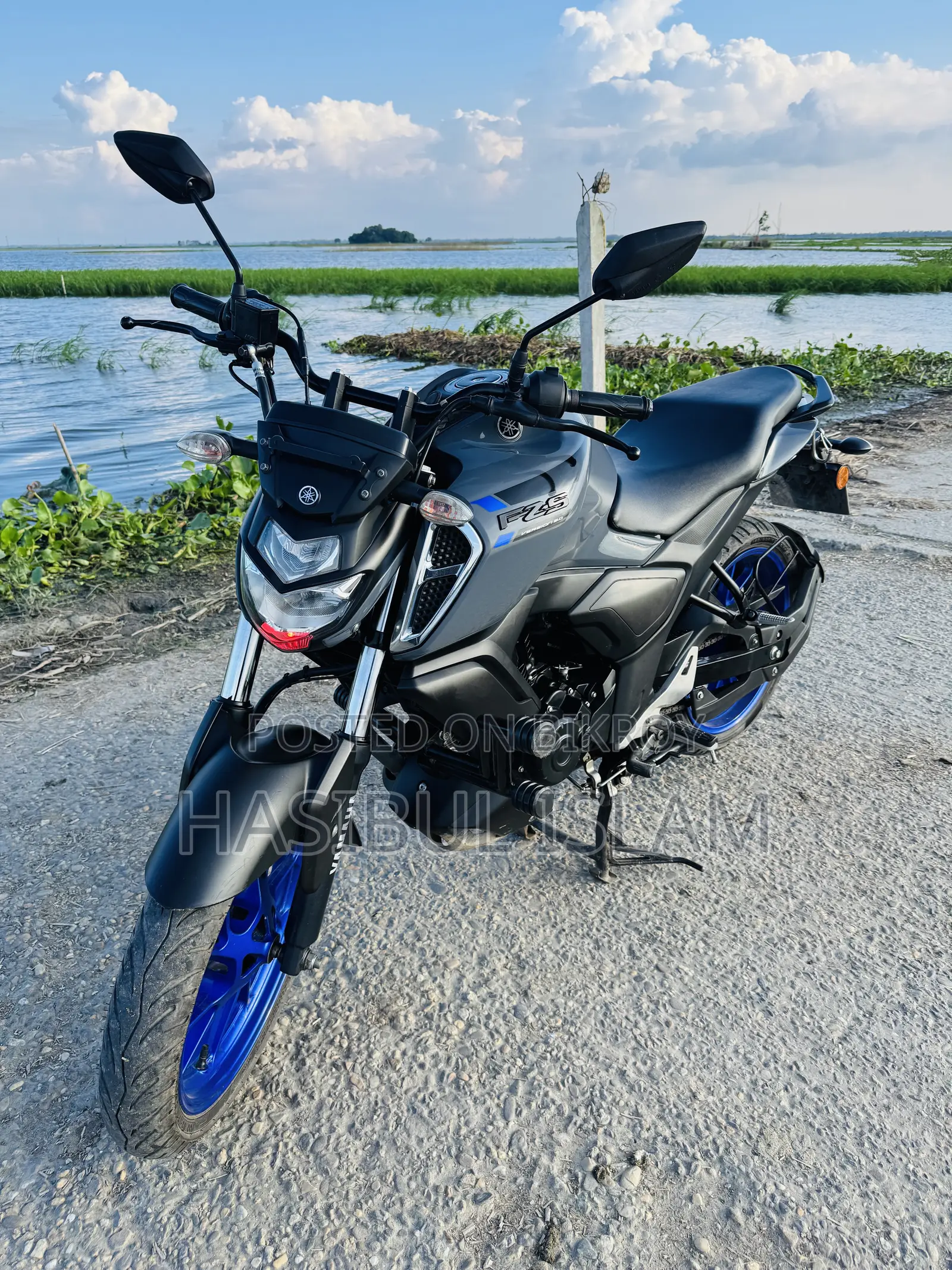 Yamaha FZS V3 2025 Gray