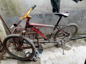 দুরন্ত সুপ্রিম ২৪