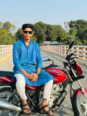 বাজাজ ডিসকভার ১২৫ ২০১৮ লাল