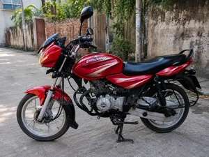 বাজাজ ডিসকভার ১২৫ ২০১৮ লাল