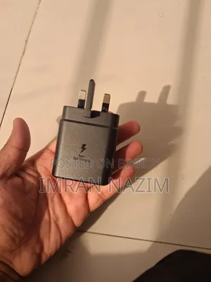 Samsung 45 Watt Adapter.