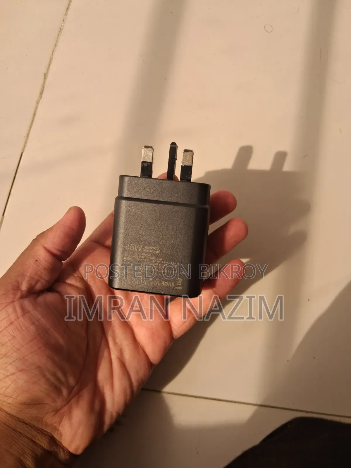 Samsung 45 Watt Adapter.