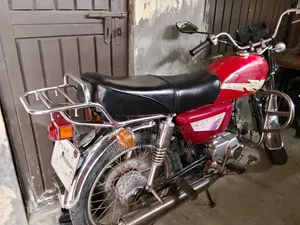 Dayun Deviser 2015 Red