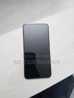 স্যামসাং গ্যালাক্সি এম১০ ৩২ জিবি কালো