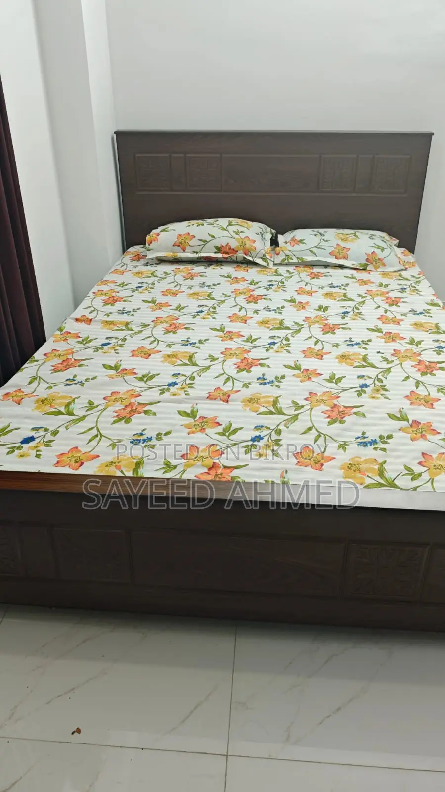 Queen Size (5 × 7 Feet) Bed With Mattress for Sale