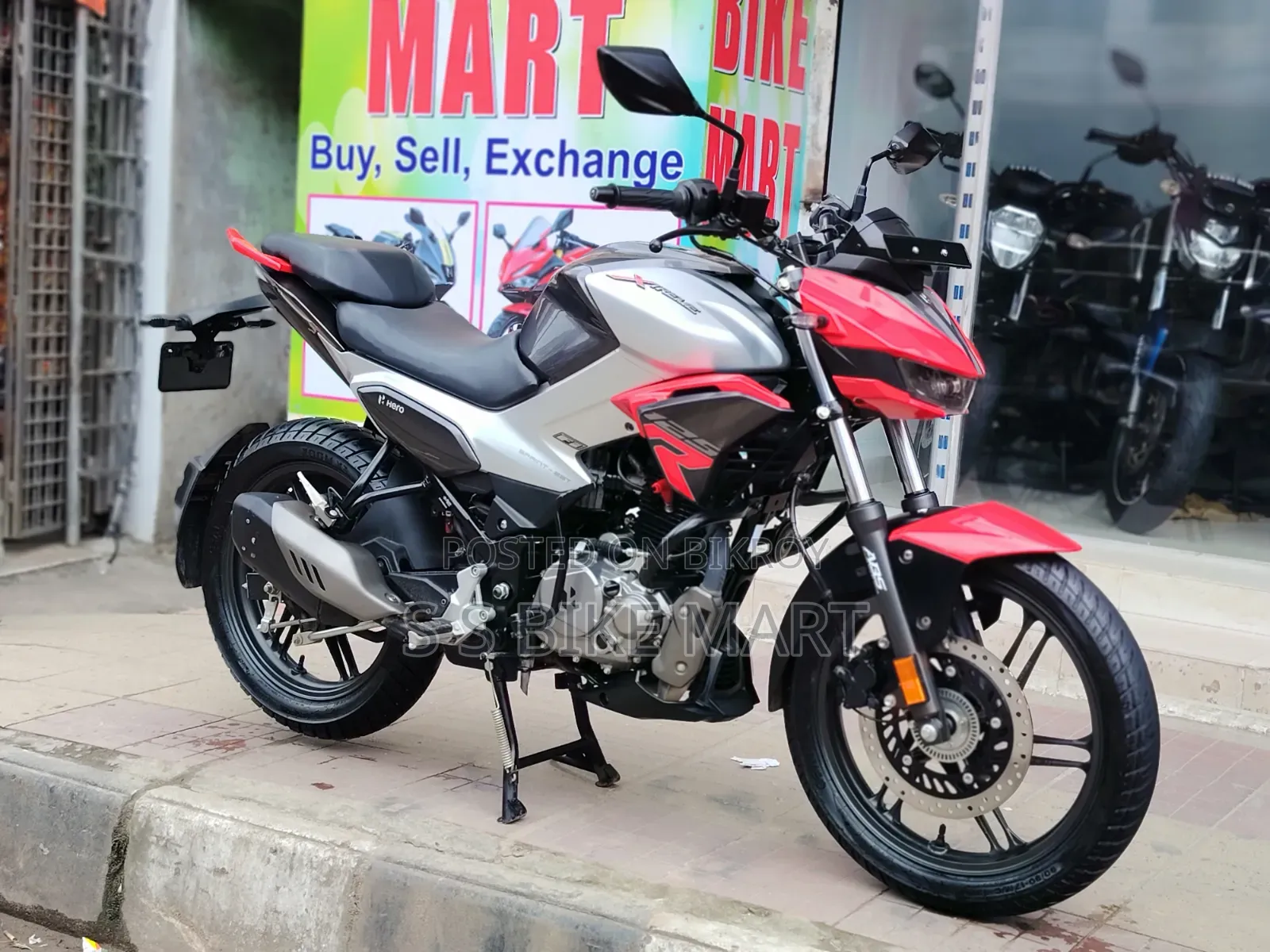 Hero Xtreme 125R 2025 Red