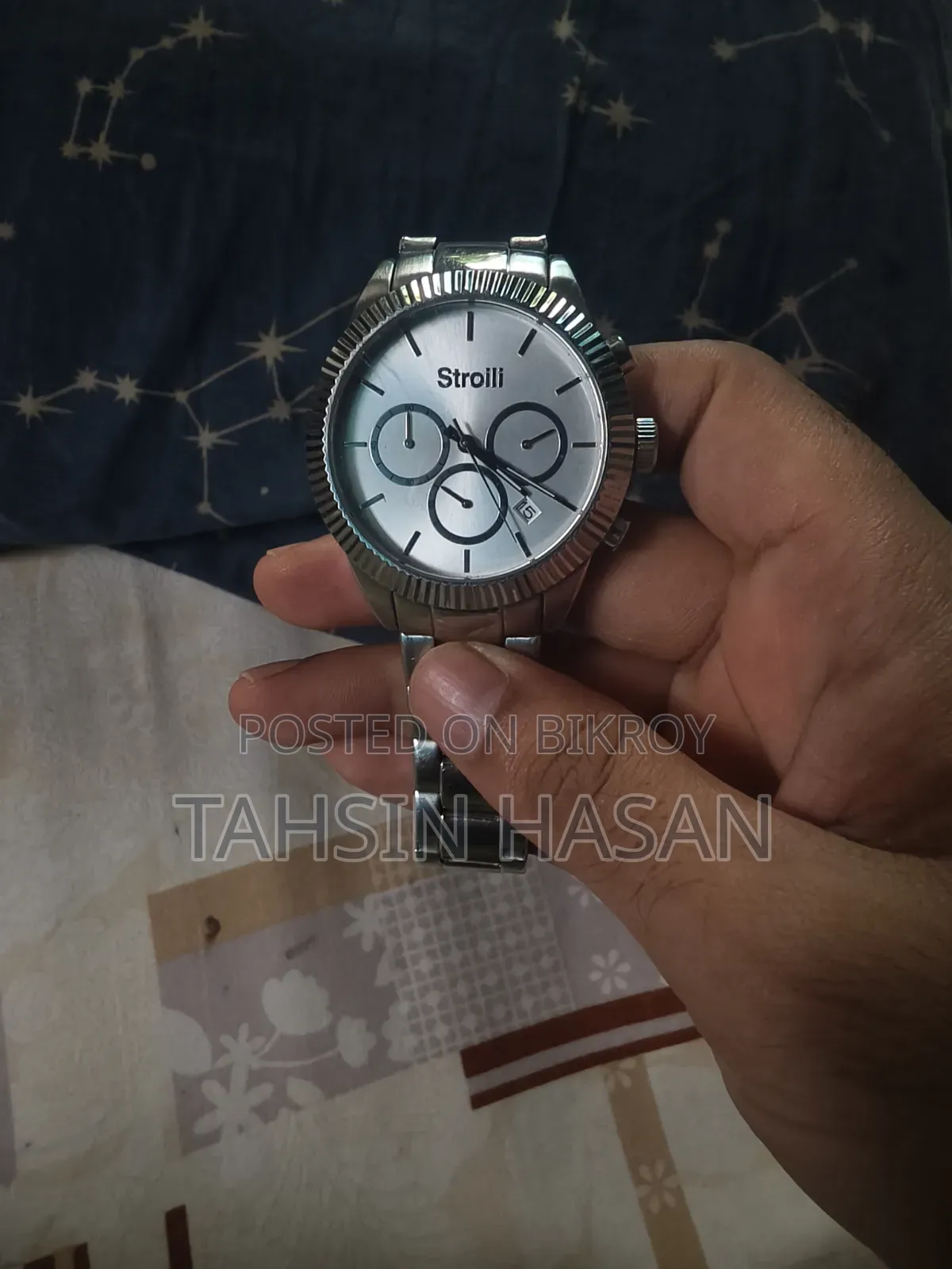বিক্রির জন্য ব্যবহৃত হাত ঘড়ি