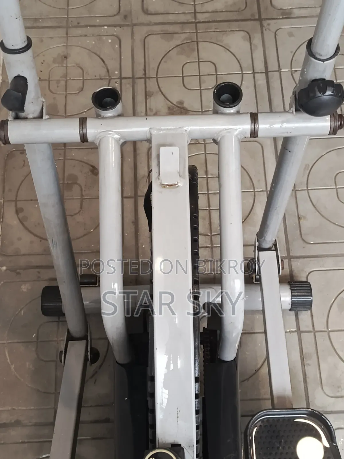 Exercise Pedal Machine. HouseFit HB 8169S 3-in-1 Elliptical