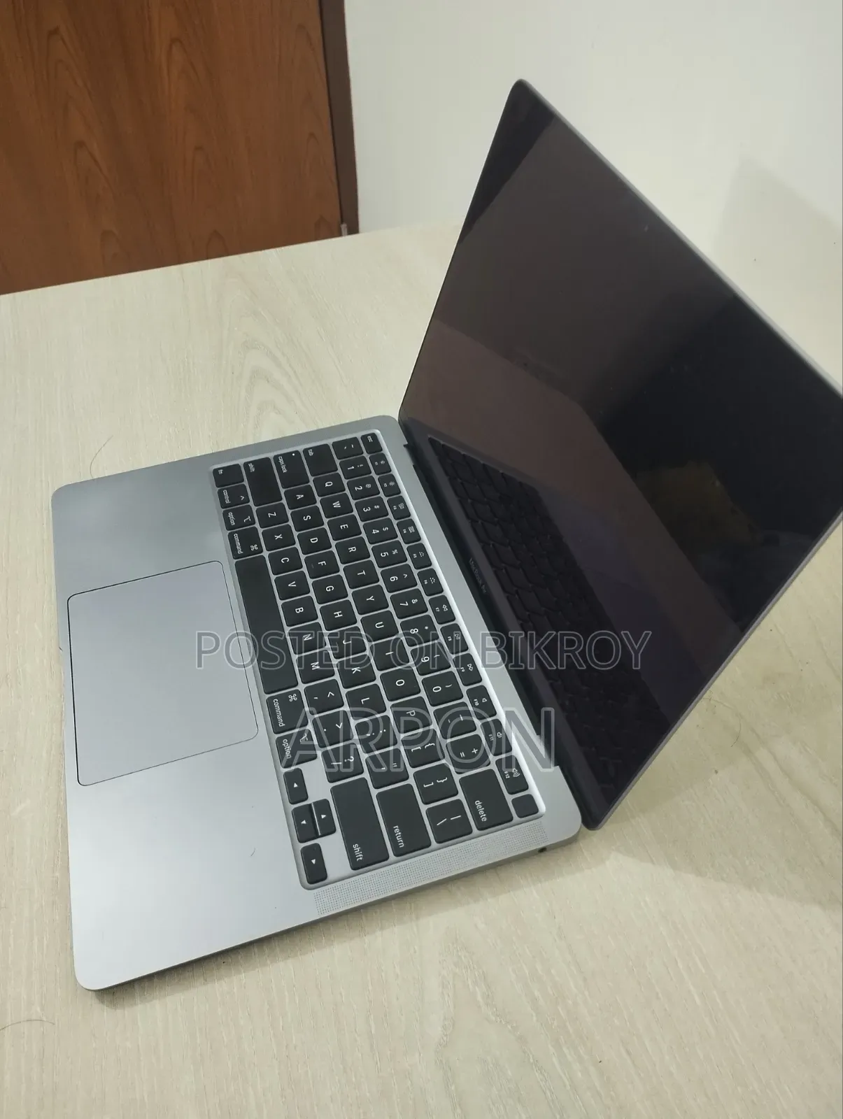 Laptop Apple MacBook 2020 16GB Intel Core i3 SSD 256GB