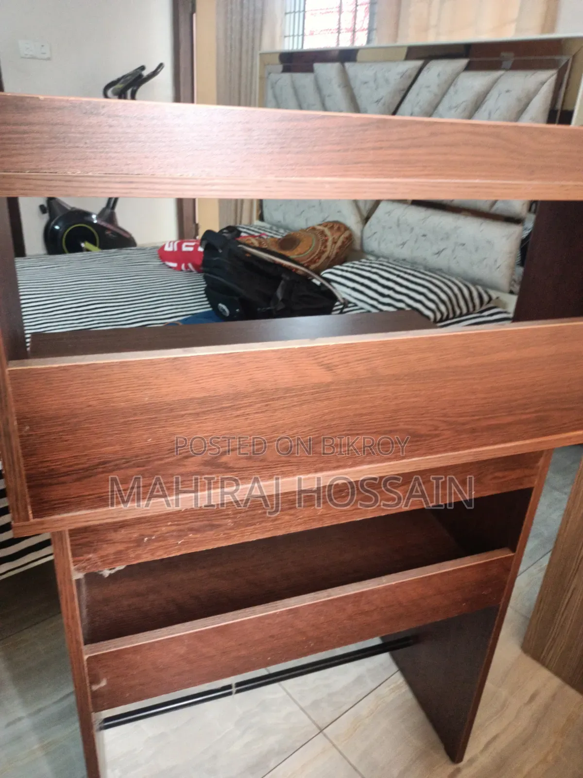 Regal Study Table