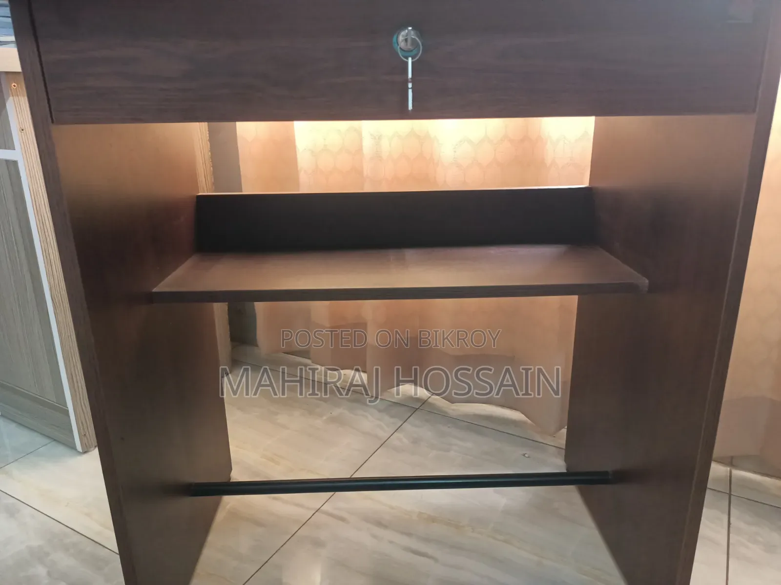 Regal Study Table