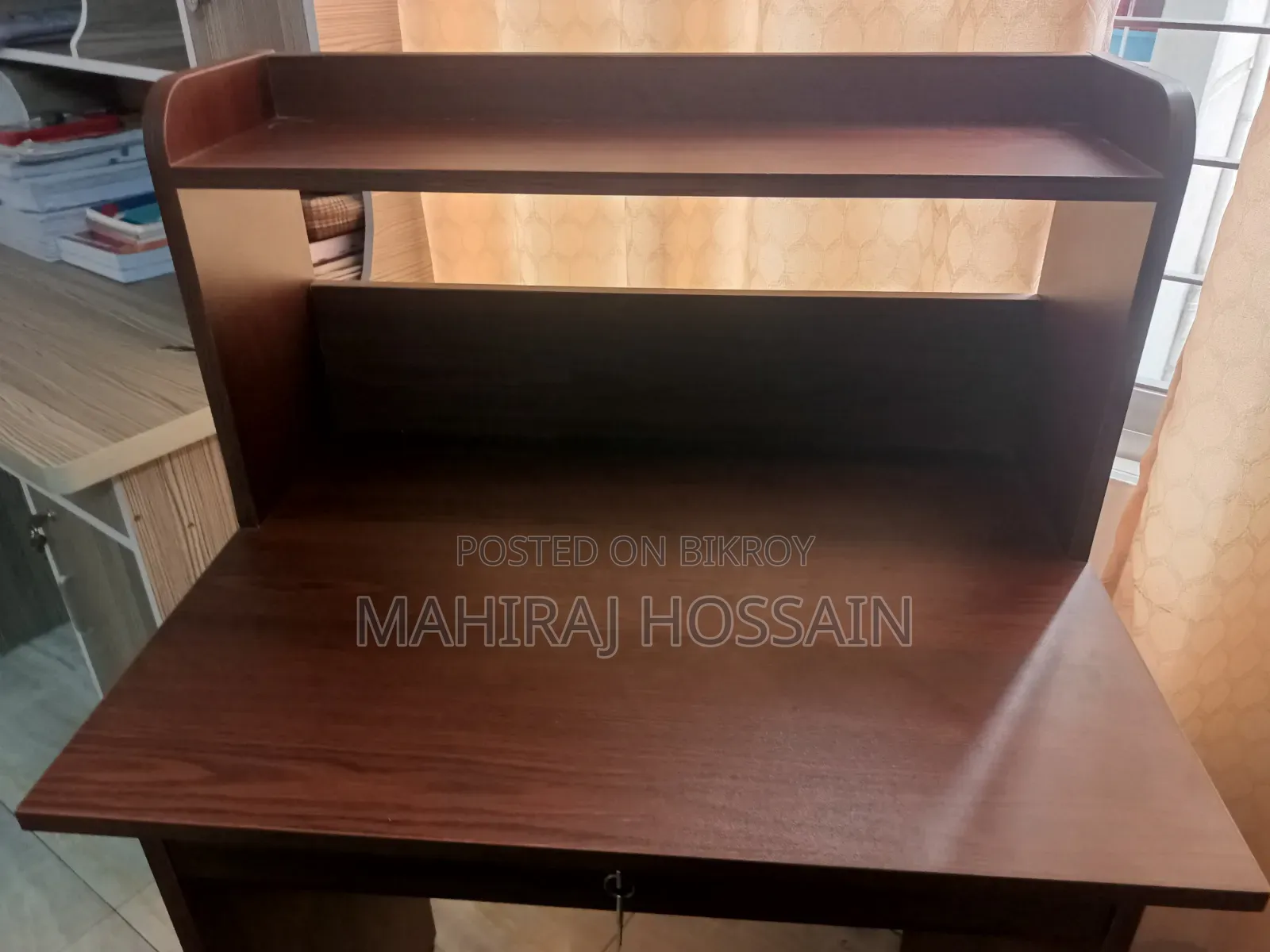 Regal Study Table