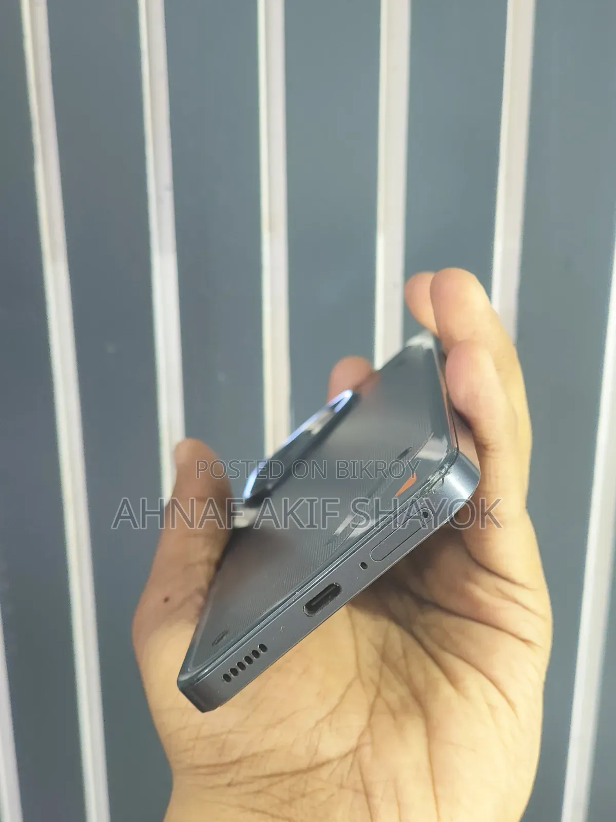 টেকনো পোভা ৭ প্রো ৫জি ২৫৬ জিবি কালো