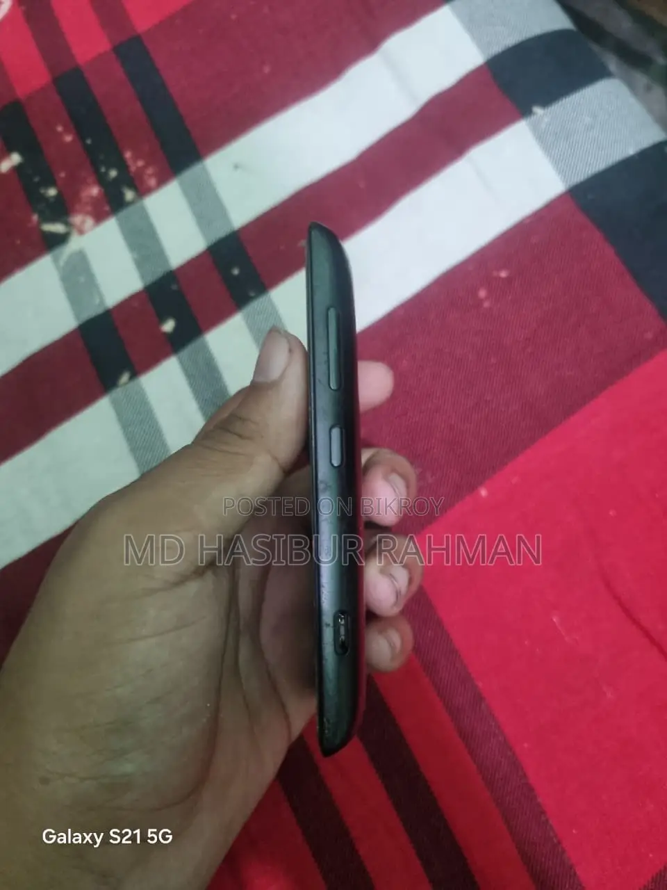 নোকিয়া লুমিয়া ৫২৫ ৮ জিবি ব্ল্যাক