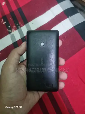 নোকিয়া লুমিয়া ৫২৫ ৮ জিবি ব্ল্যাক