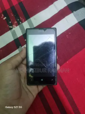 নোকিয়া লুমিয়া ৫২৫ ৮ জিবি ব্ল্যাক