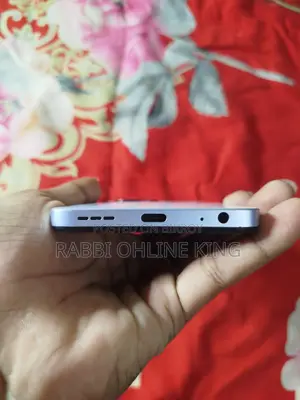 ইনফিনিক্স হট ৩০আই ১২৮ জিবি