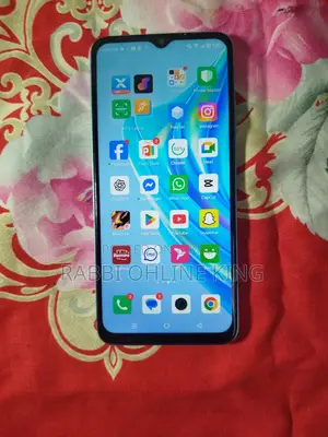 ইনফিনিক্স হট ৩০আই ১২৮ জিবি
