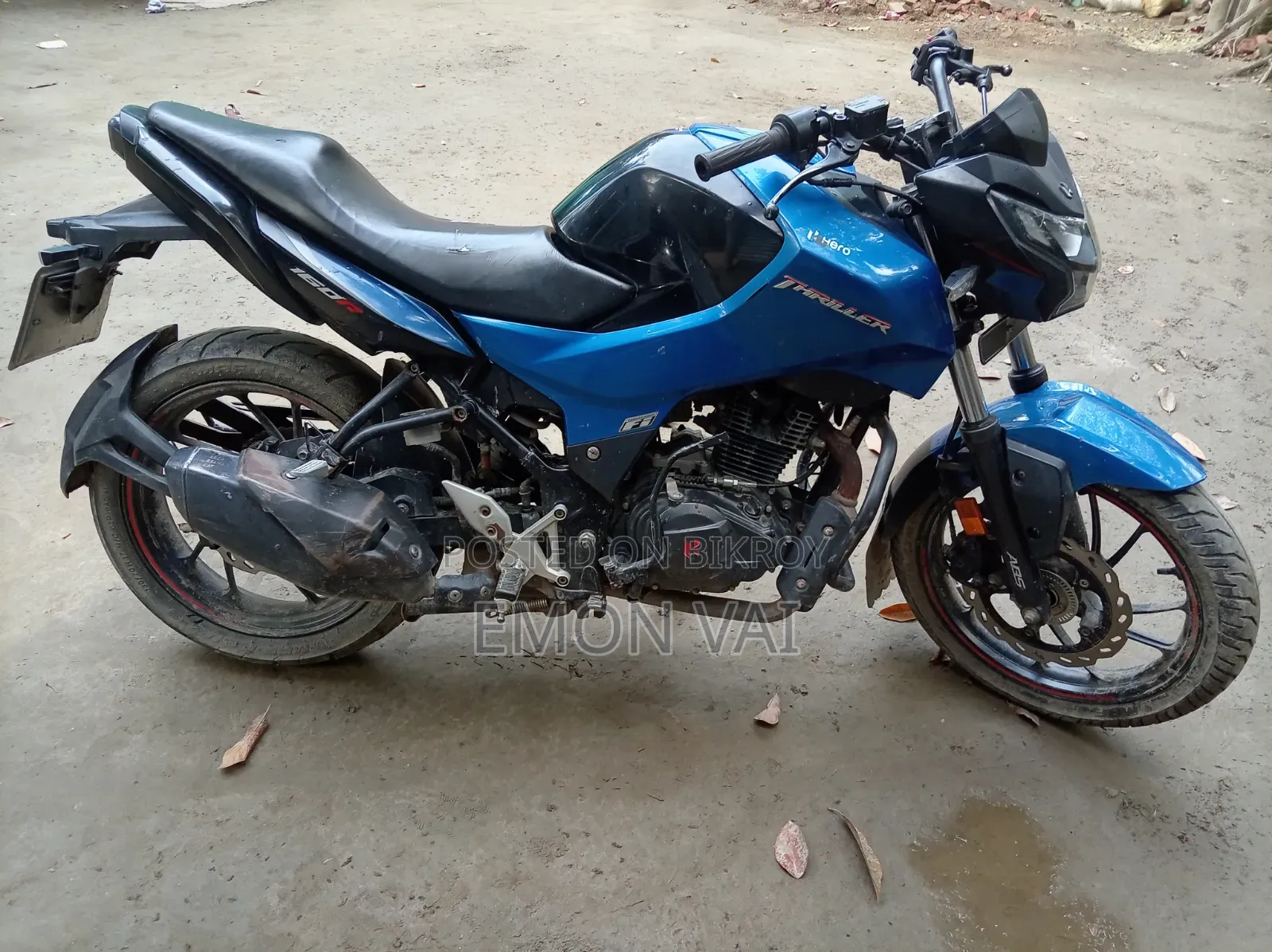 হিরো থ্রিলার ১৬০আর ২০২২ নীল